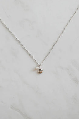 Sophie - She Shell Necklace, Silver/Pearl
