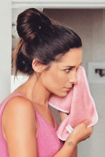 Take It Off - Makeup Removal Towel, Pink