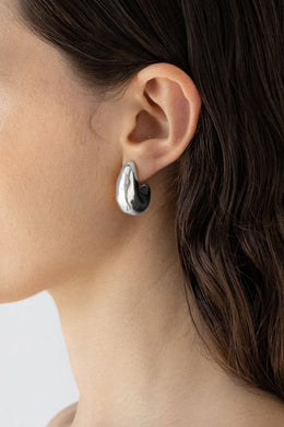 Nina Gordon - Volume Hoop Small, Sterling Silver