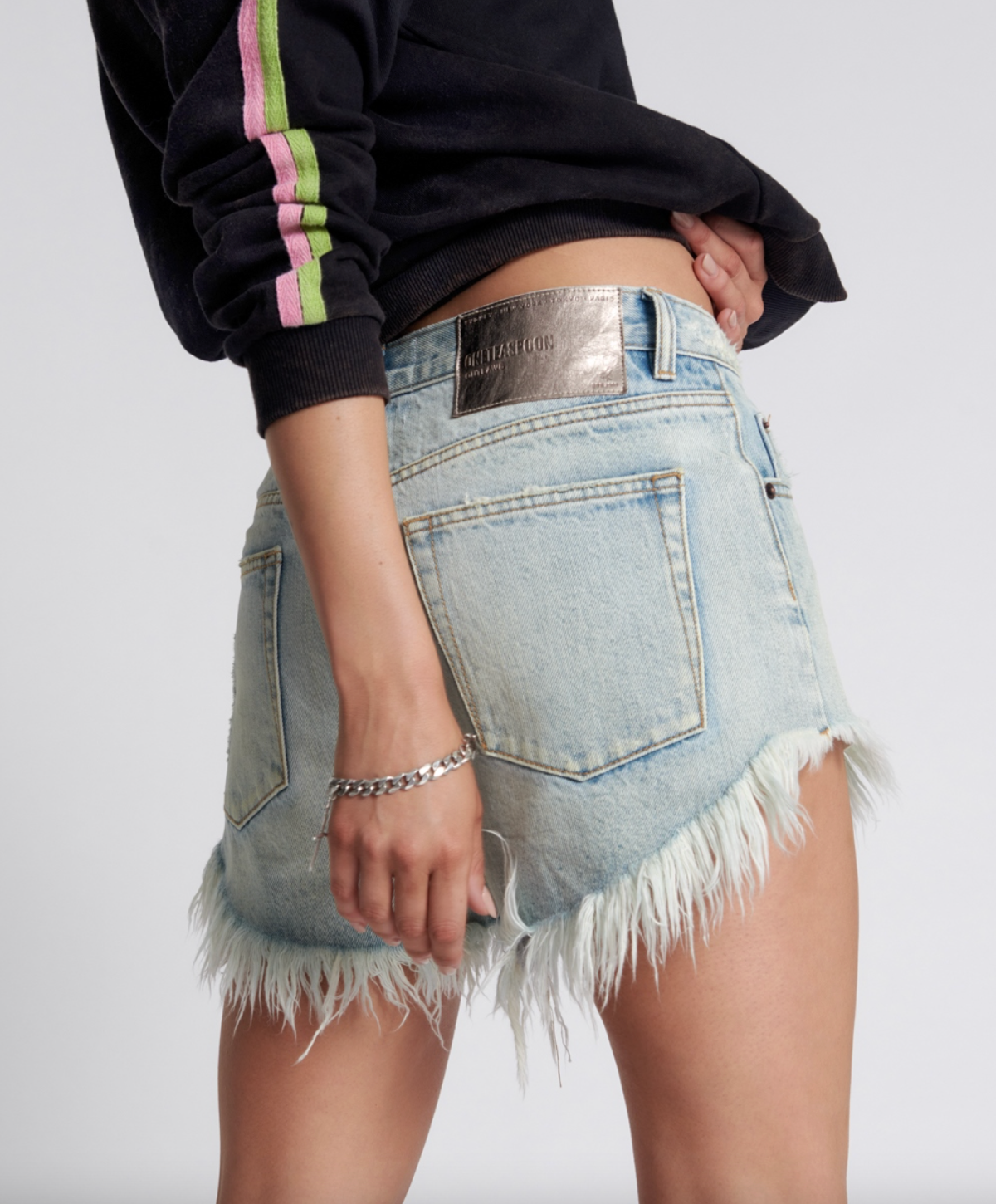 One teaspoon outlaw shorts shop