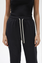 Assembly Label - Ami Linen Pant, Black