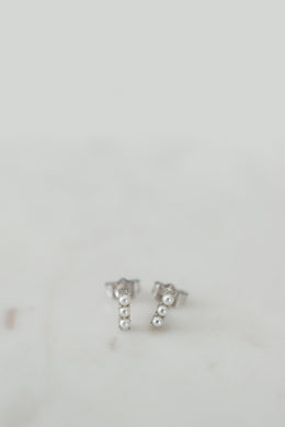 Sophie - Pearl Bar Studs, Silver