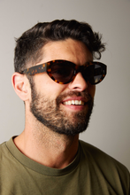 Isle Of Eden - Felina Sunglasses, Tortoise
