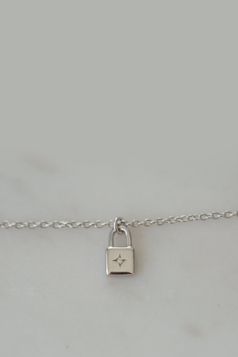 Sophie - Little Lock Necklace, Silver