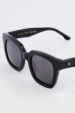 Isle Of Eden - Maleika Sunglasses, Black