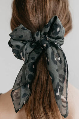 Sophie - Leopard Mini Scarf, Storm