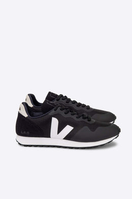 Veja - SDU RT B Mesh Sneaker, Black/White
